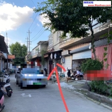 #扬州#,#扫街#,#路边店# 耻骨顶的疼