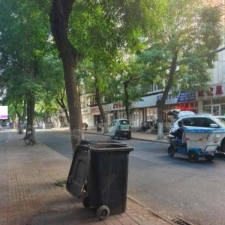 #天津#,#扫街#,#探店# 2] 天津 河北区 海门路马路两边都是 足道杂货铺都是老牌子 路过看见门口有人站着肯定就是了 看上的直接进就行 下午开门的少 晚上