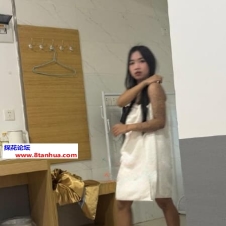 #老挝# 下面放张小妹的偷拍
